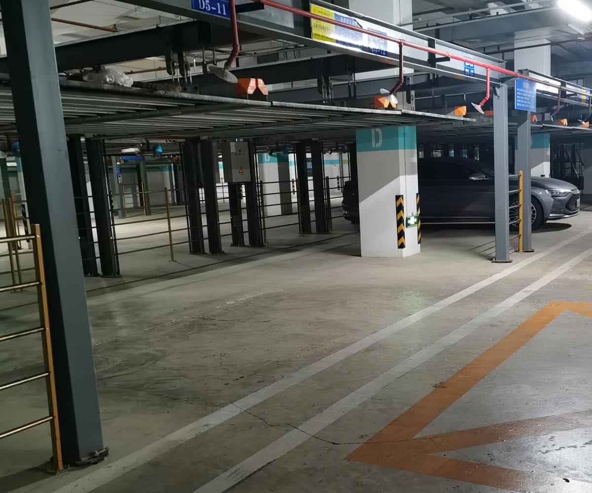 恩陽垂直循環類立體停車設備