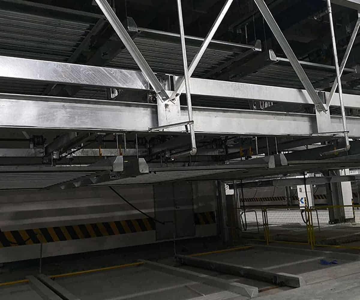 天全九層升降橫移立體停車設備